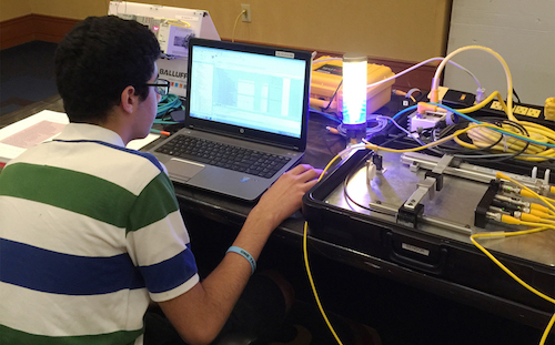A student participates in one of six hands-on labs offered during Balluff’s Sensing Technologies training course.
