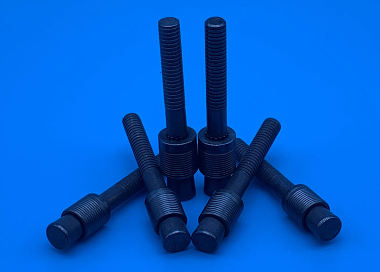 Rivet style plugs needed only a straight bore (+0.12mm/-0), resulting in a smaller plug being needed to seal. The rivet style plugs introduced a hydro-pneumatic installation tool to secure the proper installation of the expander.